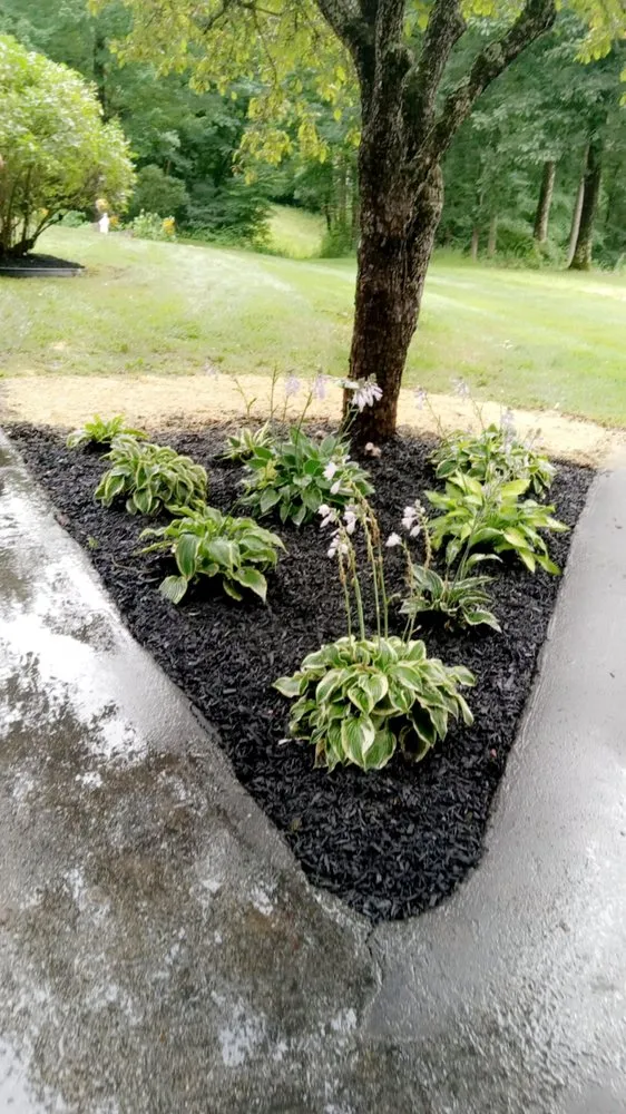 Custom lawn care service experts serving Rutland, VT - Stones Landscaping