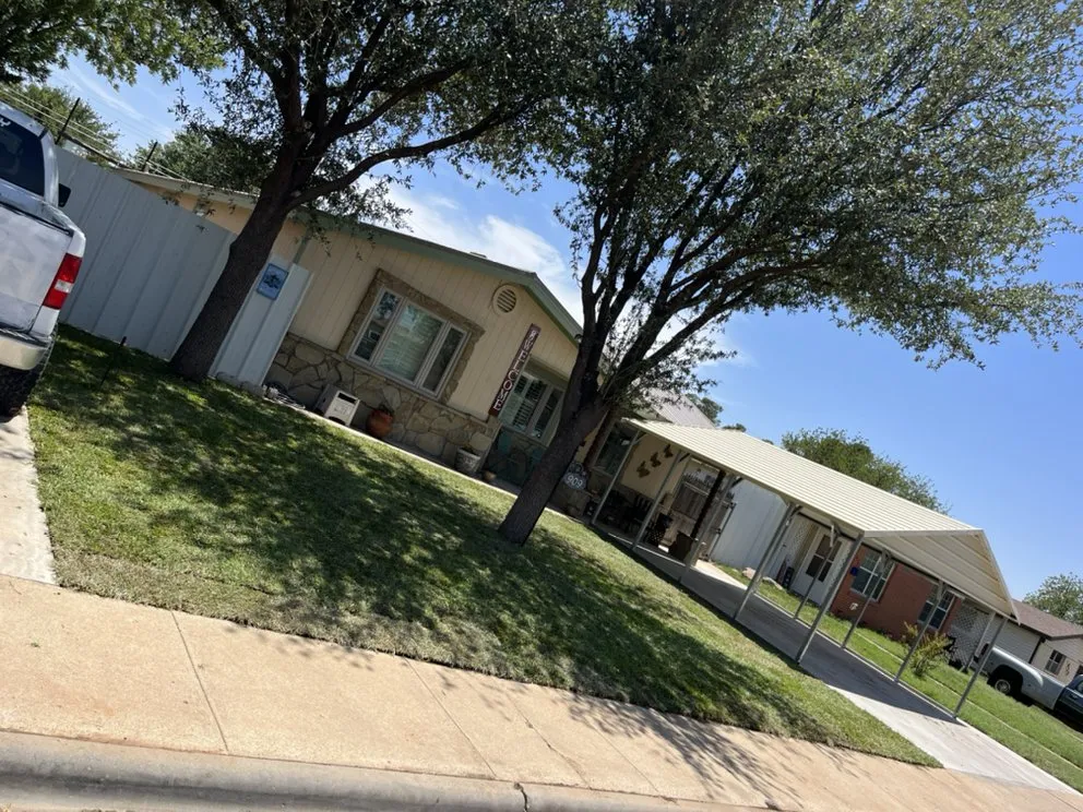 Custom landscape design in Midland, TX by Stones Lawn & Tree