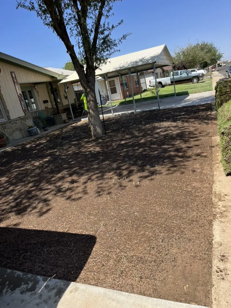 Custom lawn mowing service in Midland, TX - Stones Lawn & Tree