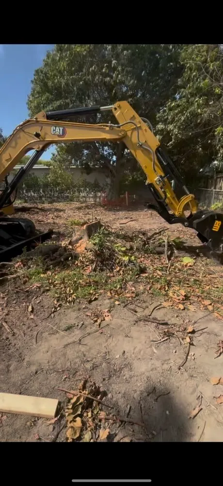 Reliable garden landscaping for homes across Miami, FL - Stones Throw