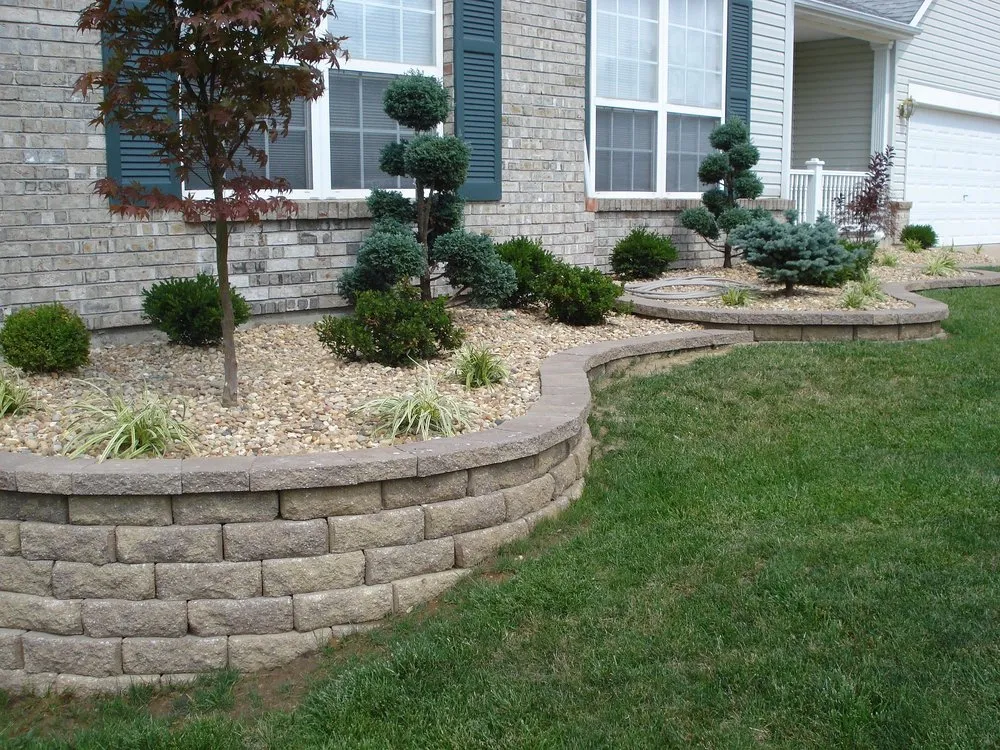 Reliable lawn mowing service experts serving San Antonio, TX - Stonescape Designs and Landscaping