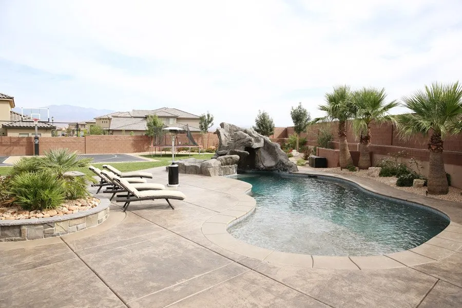 Affordable lawn mowing service in St George, UT by STONETREE