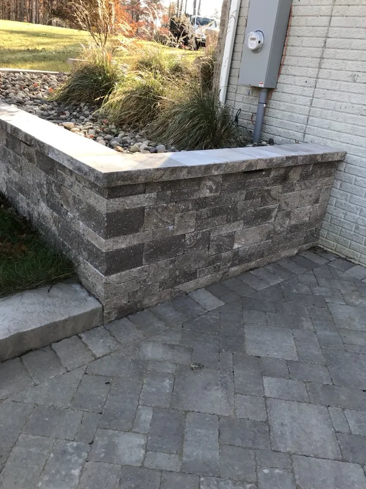 Top-rated yard maintenance for year-round maintenance in Amissville, VA by Stonewall Landscape Services