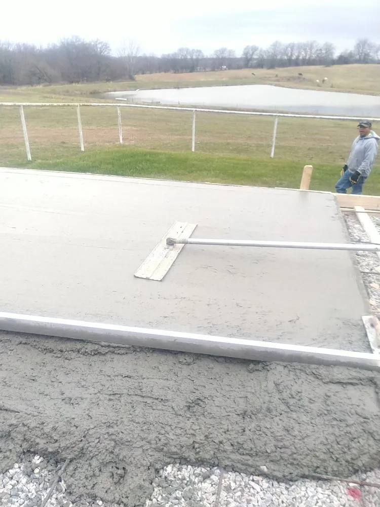 Local yard cleanup service in California, MO by Stoneworks Construction