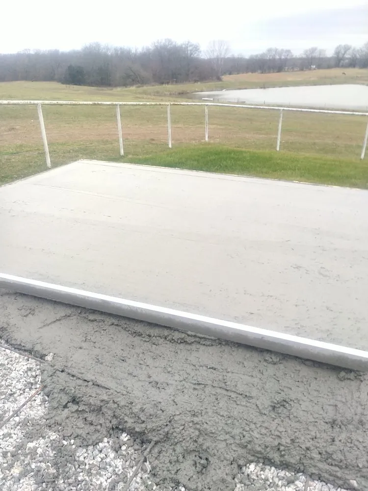 Top-rated residential landscaping in California, MO by Stoneworks Construction