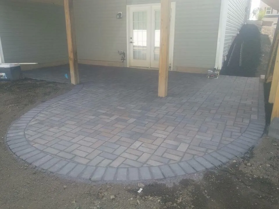 Trusted lawn mowing service in Aurora, OH - Stoneworks Landscaping