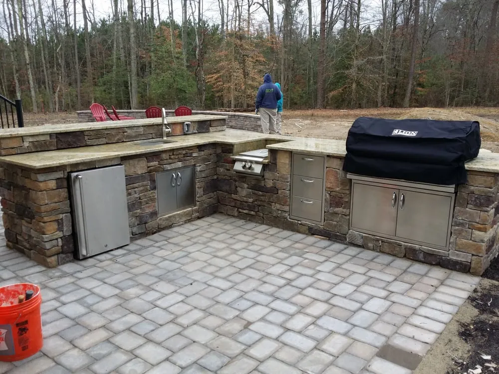 Custom landscaping services for year-round maintenance across Spotsylvania, VA - Stoneworx of Va