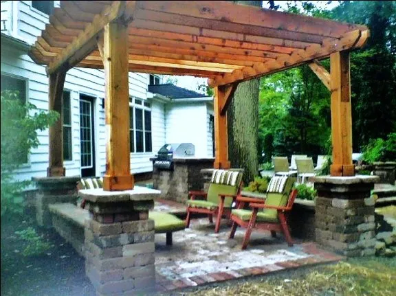 Custom garden landscaping experts serving Creston, OH - Stoney Creek Landscaping