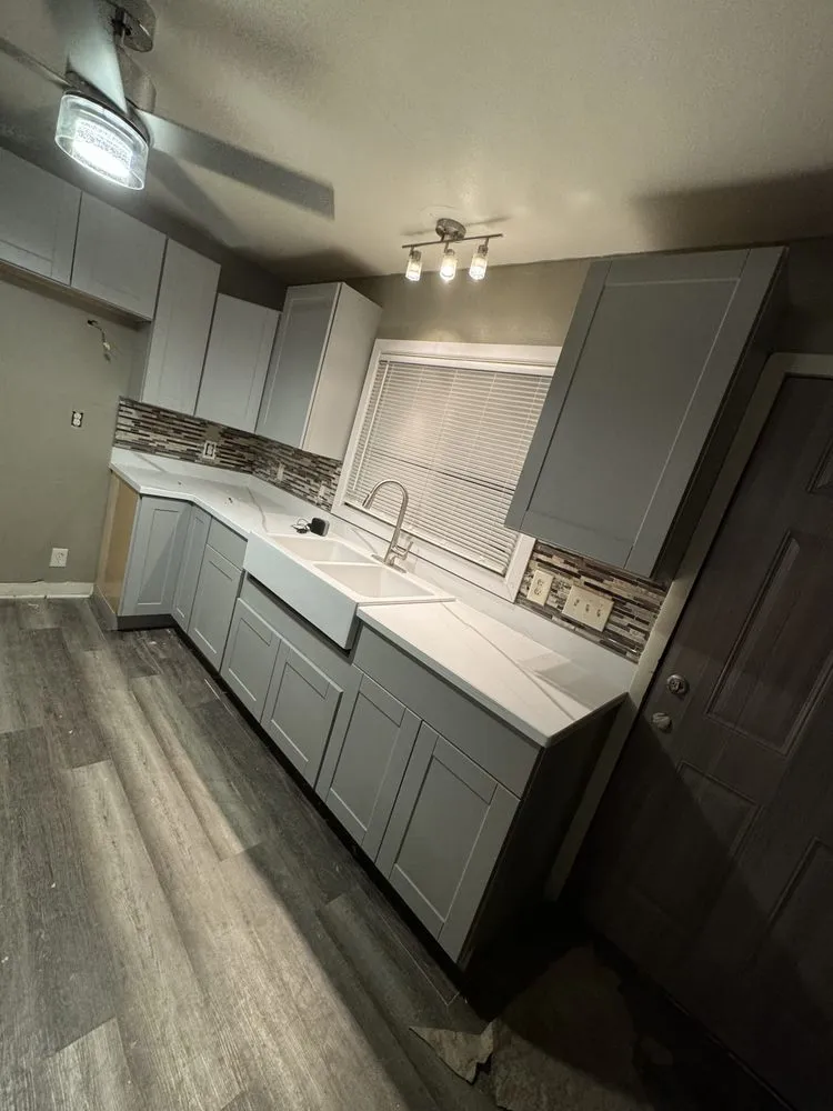 Local lawn care service experts serving Chicago, IL - Stoney Cutz