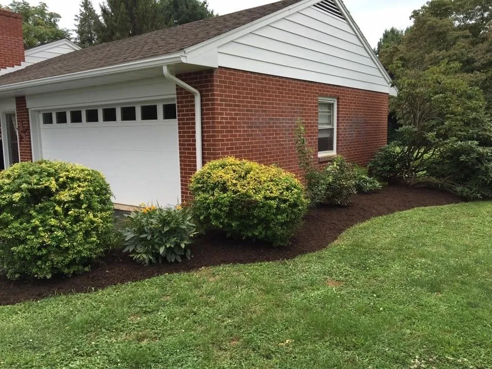 Affordable yard maintenance for beautiful yards in Holtwood, PA by Stoney Lane Lawn Care