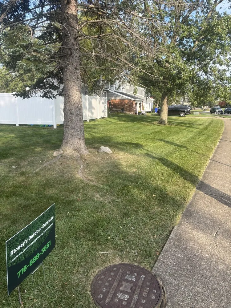 Professional outdoor landscaping in West Seneca, NY - Stoney Lawn Care