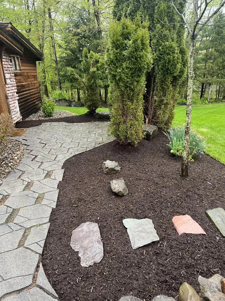 Local yard maintenance for residential properties in Delmar, NY by Stony Hill Landscaping