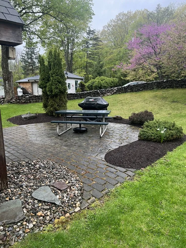 Trusted yard cleanup service experts serving Delmar, NY - Stony Hill Landscaping
