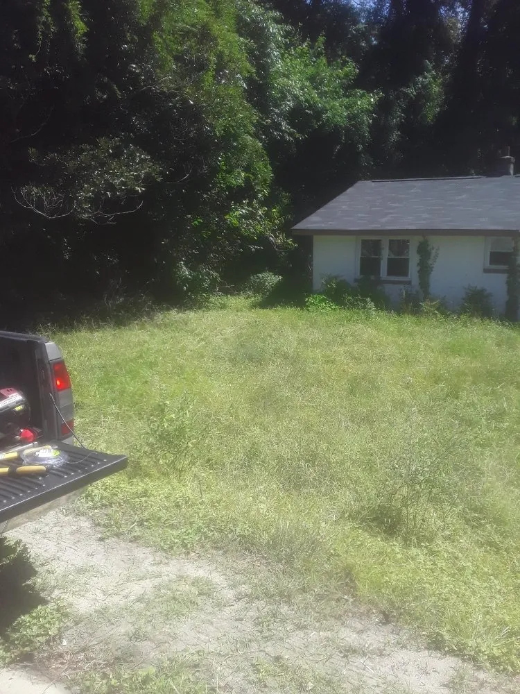 Reliable yard cleanup service for homes across Fayetteville, NC - Stop Us Enterprise