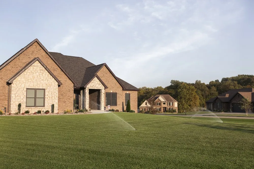 Local yard cleanup service in Cape Girardeau, MO - Stork Landscaping