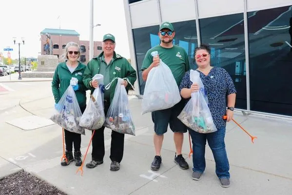 Storm - The Lawn Pro of The Fox Cities Logo