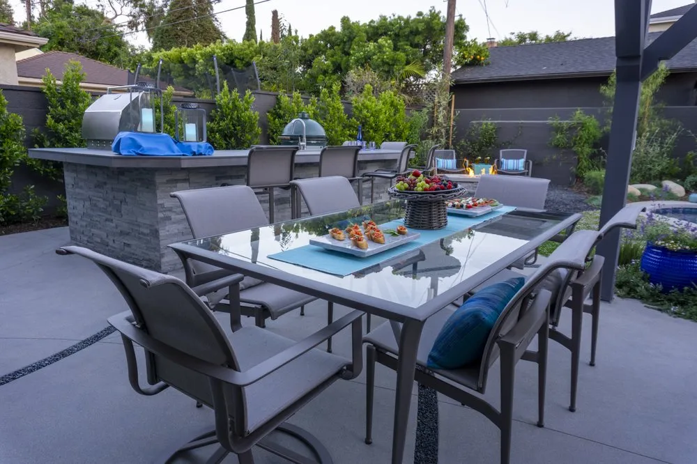 Top-rated lawn mowing service in Los Angeles, CA - Stout Design Build