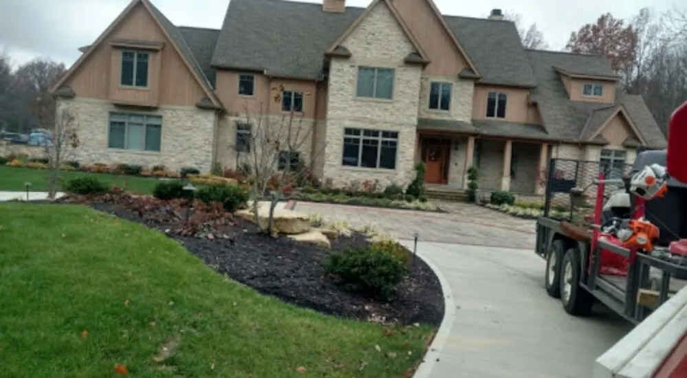 Trusted lawn mowing service experts serving Warner Robins, GA - Straight A Landscaping