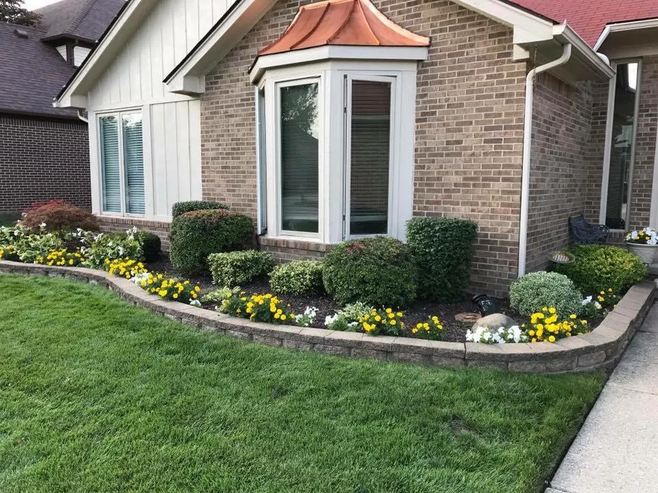 Trusted garden landscaping in Garden City, MI by Straight Cuts Landscaping and Lawn Care Services