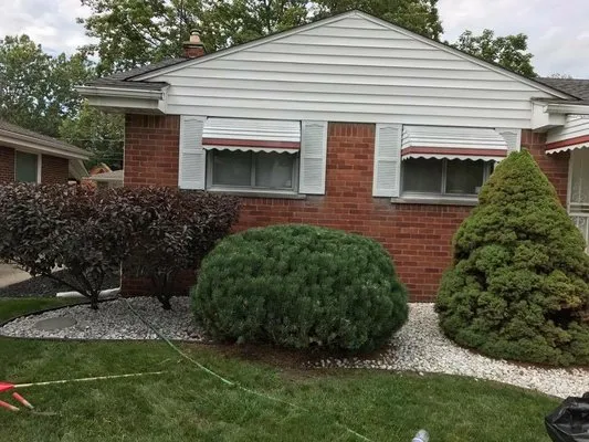 Straight Cuts Landscaping and Lawn Care Services