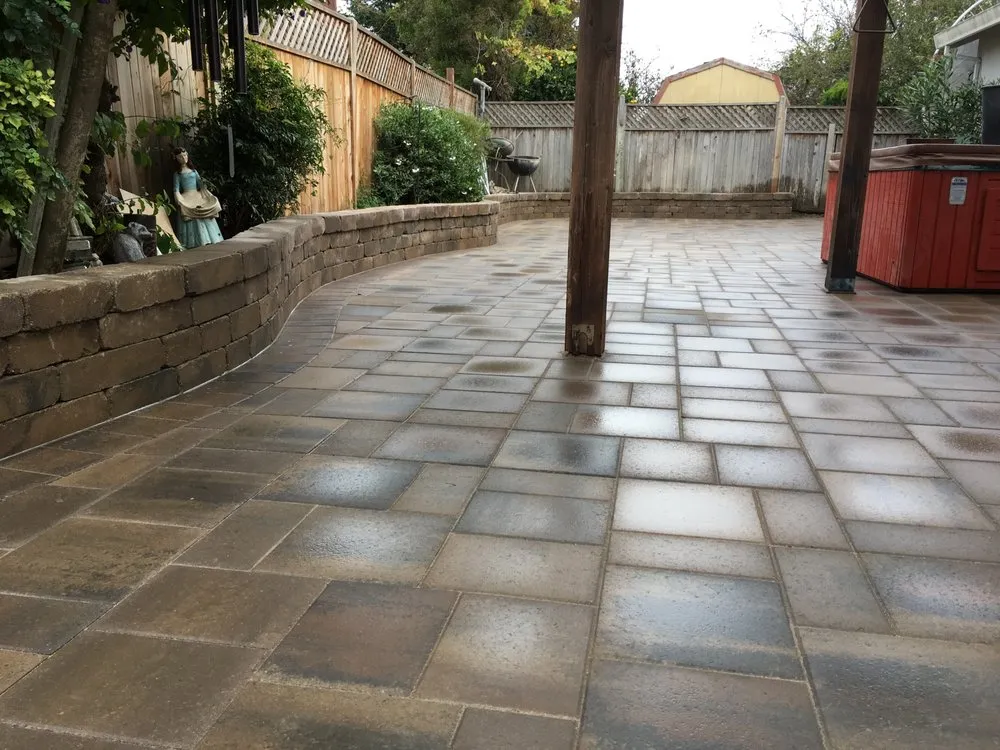 Professional residential landscaping in Gilroy, CA by Straight Edge Engineering