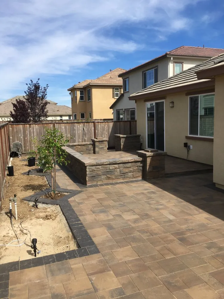 Trusted lawn care service in Gilroy, CA - Straight Edge Engineering