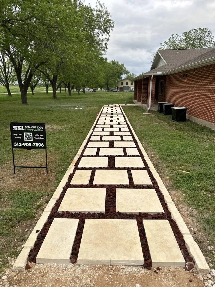 Professional yard cleanup service in Leander, TX by Straight Edge Landscaping