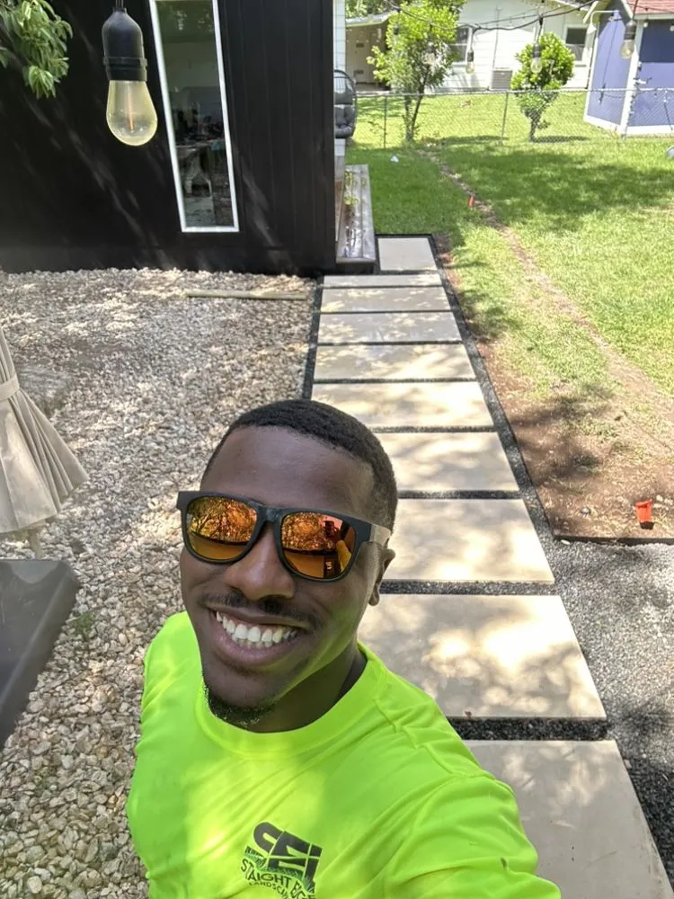 Trusted yard cleanup service experts serving Leander, TX - Straight Edge Landscaping