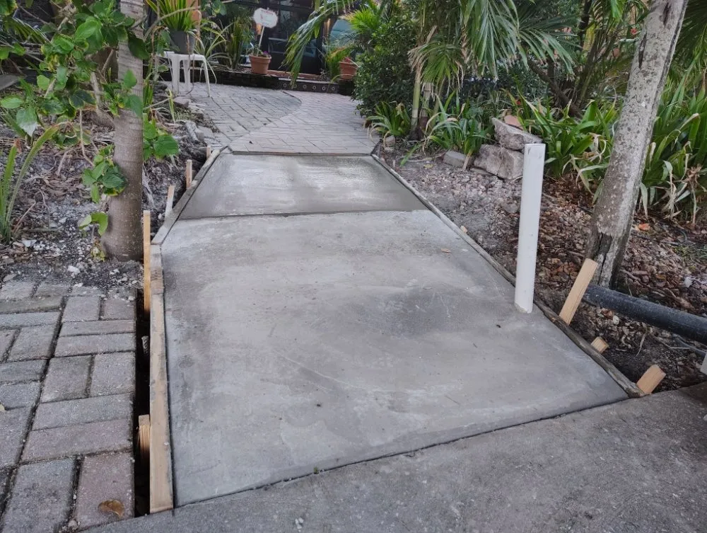 Professional lawn mowing service in North Port, FL by Straight Edge Lawn Care Service