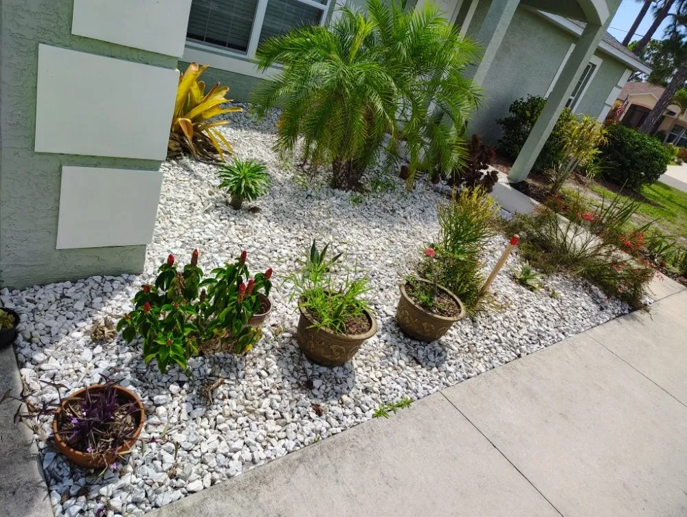 Affordable garden landscaping in North Port, FL - Straight Edge Lawn Care Service