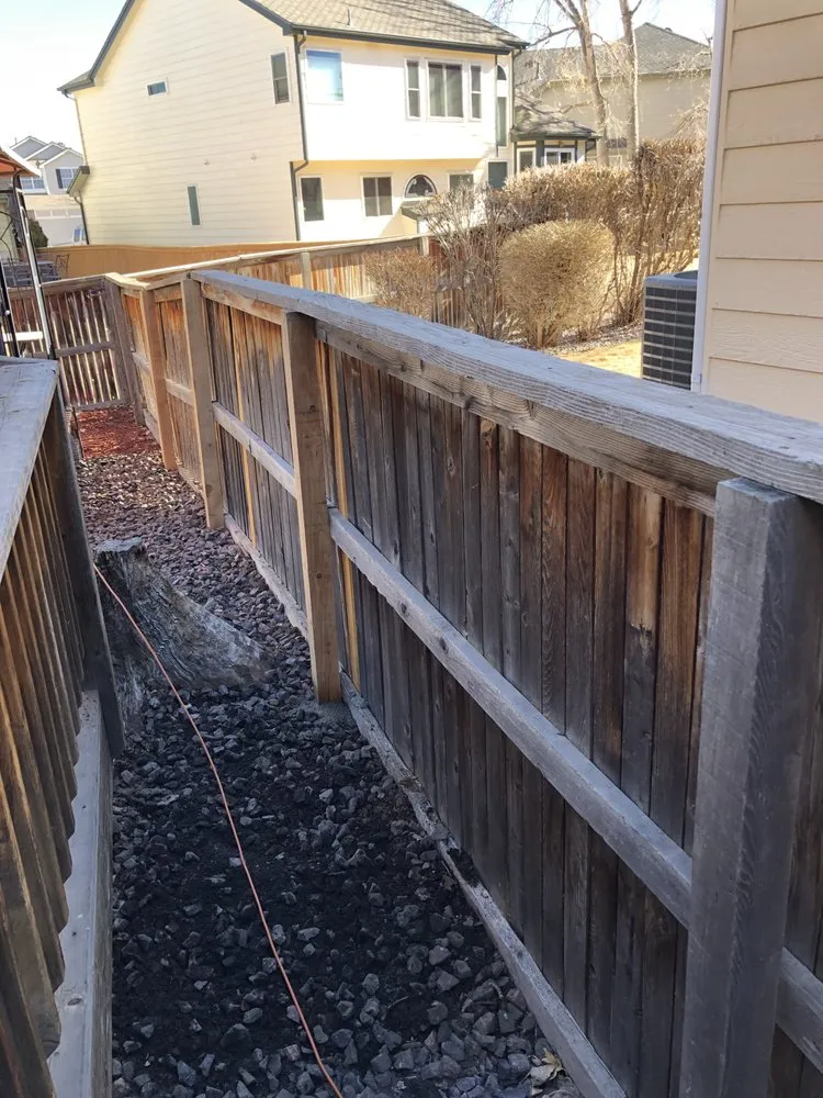 Professional garden landscaping experts serving Parker, CO - Straight Fencing