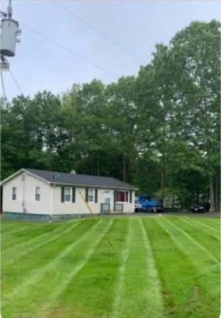 Affordable yard maintenance in Dillwyn, VA by Straight Striped Lawn Care & Landscaping