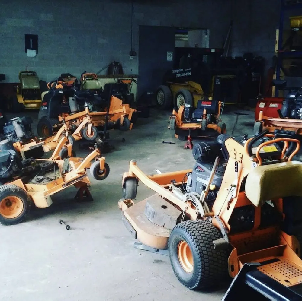 Reliable landscaping services in Homer Glen, IL by Straightline Landscaping & Lawn Maintenance