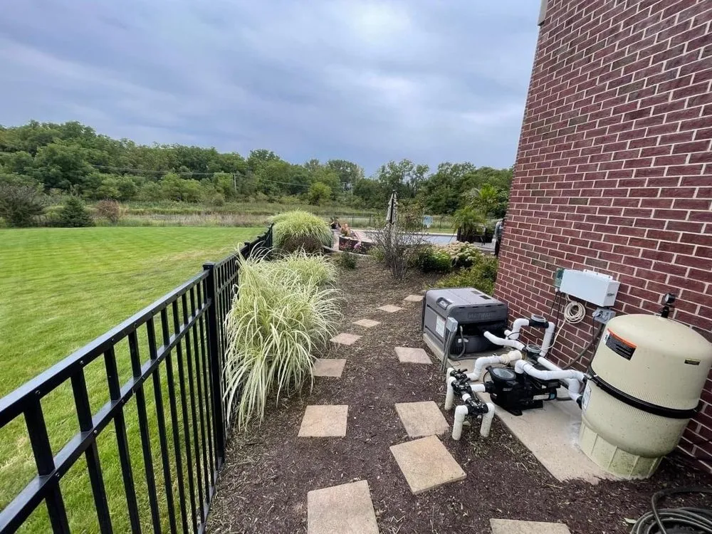 Local lawn care service in Homer Glen, IL by Straightline Landscaping & Lawn Maintenance