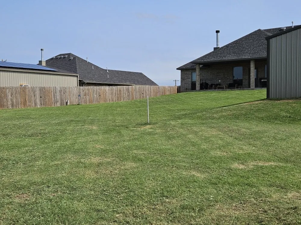Reliable yard cleanup service for outdoor upgrades in Yukon, OK by Straightlines
