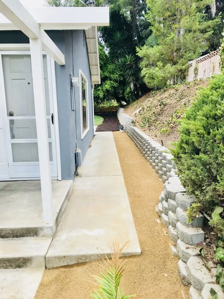 Professional yard maintenance for homes in Capistrano Beach, CA by Straw Hat Landscapes