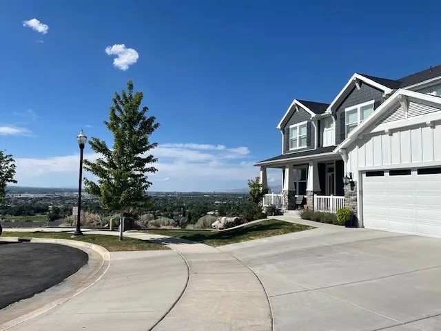 Affordable lawn mowing service in Riverton, UT by Straw Hat Lawn Care