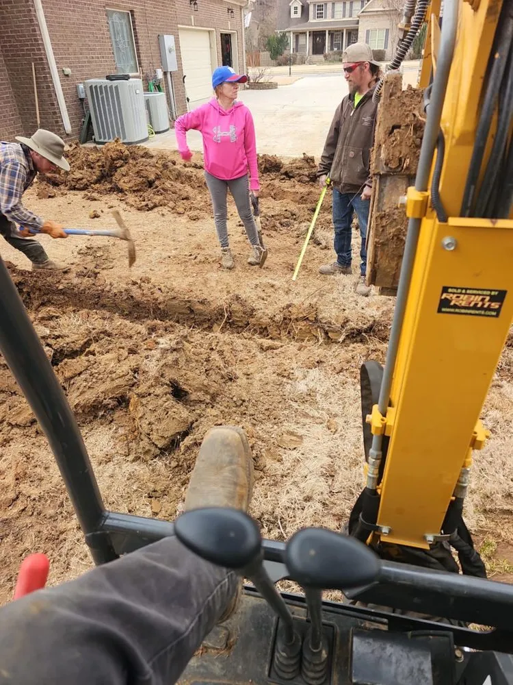 Top-rated yard maintenance experts serving Huntsville, AL - Straw Hat Lawn Service