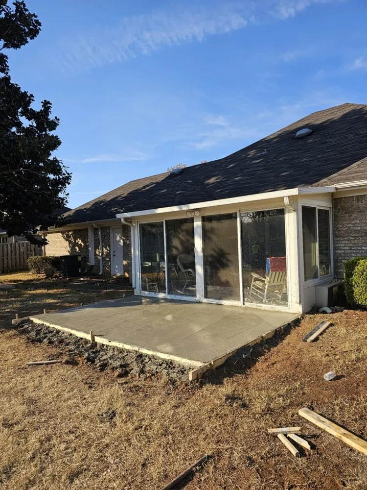 Expert outdoor landscaping for year-round maintenance across Huntsville, AL - Straw Hat Lawn Service