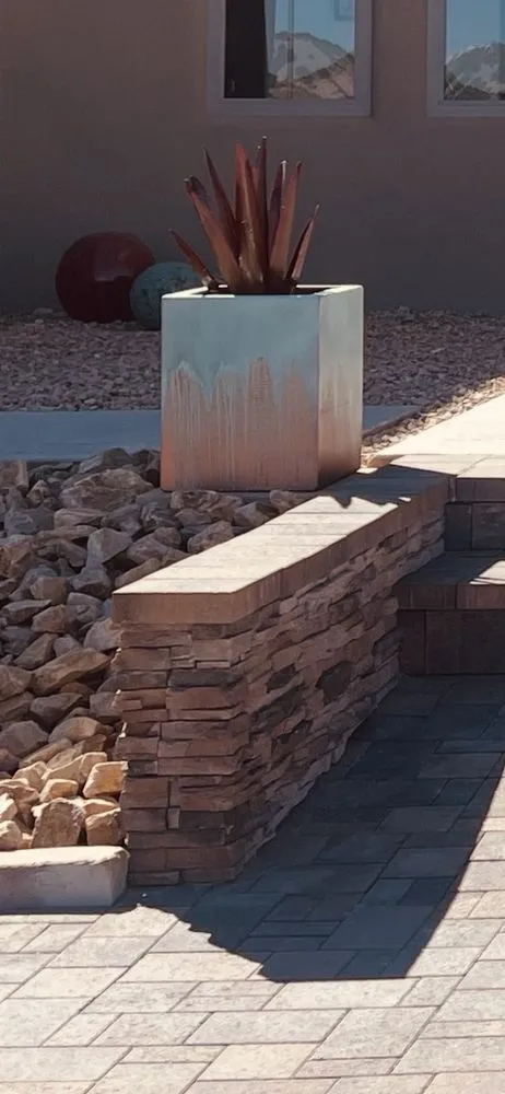 Top-rated lawn care service in Albuquerque, NM by Streaming Visions Landscaping