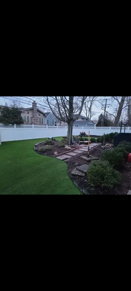 Local yard maintenance in Willow Springs, IL - Streamline Landscaping