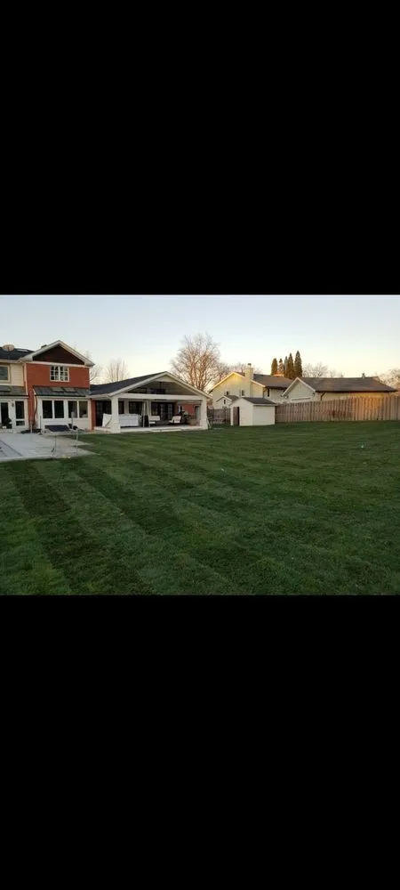 Local landscape design experts serving Willow Springs, IL - Streamline Landscaping