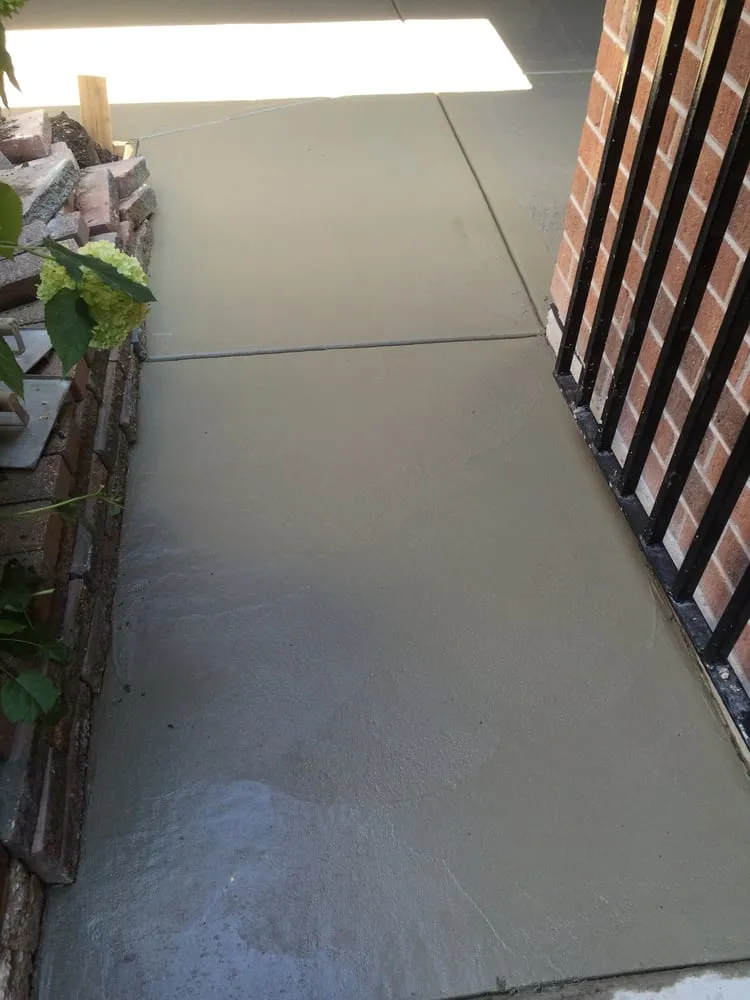 Expert yard maintenance in Willow Springs, IL by Streamline Landscaping