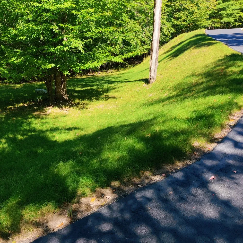 Top-rated yard maintenance for beautiful yards in Onaway, MI by Streamline Lawn & snow