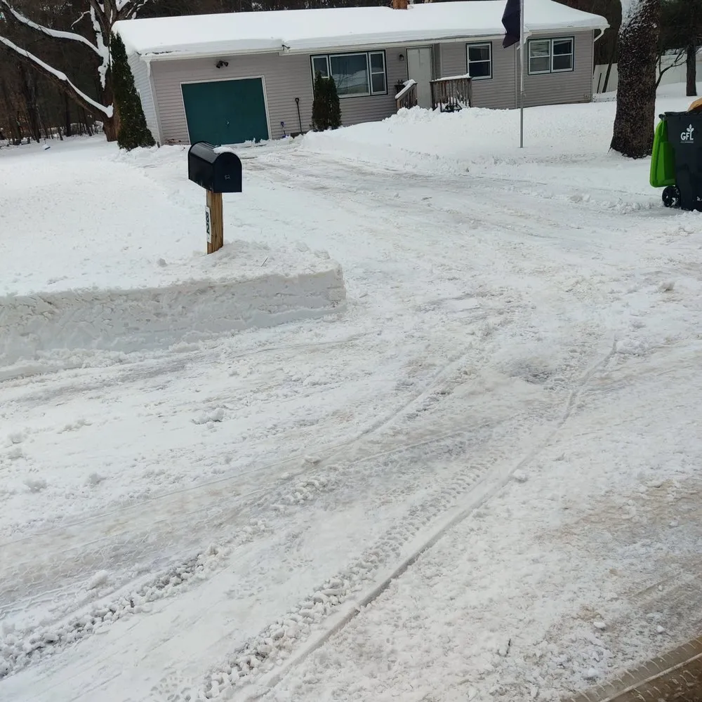 Custom landscaping services in Onaway, MI by Streamline Lawn & snow