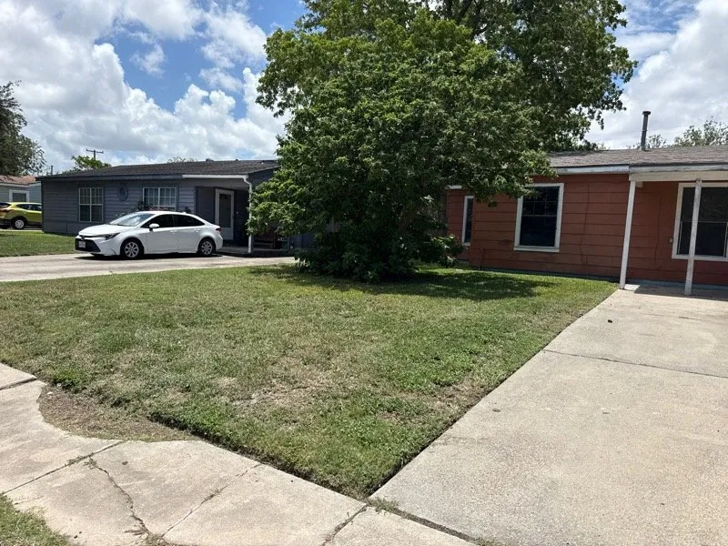 Reliable residential landscaping for outdoor upgrades in Corpus Christi, TX by Street Cutterz