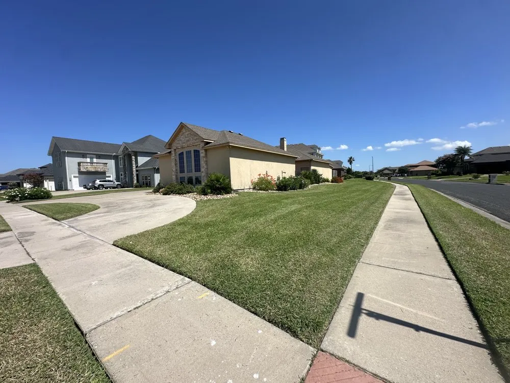 Trusted outdoor landscaping in Corpus Christi, TX by Street Cutterz