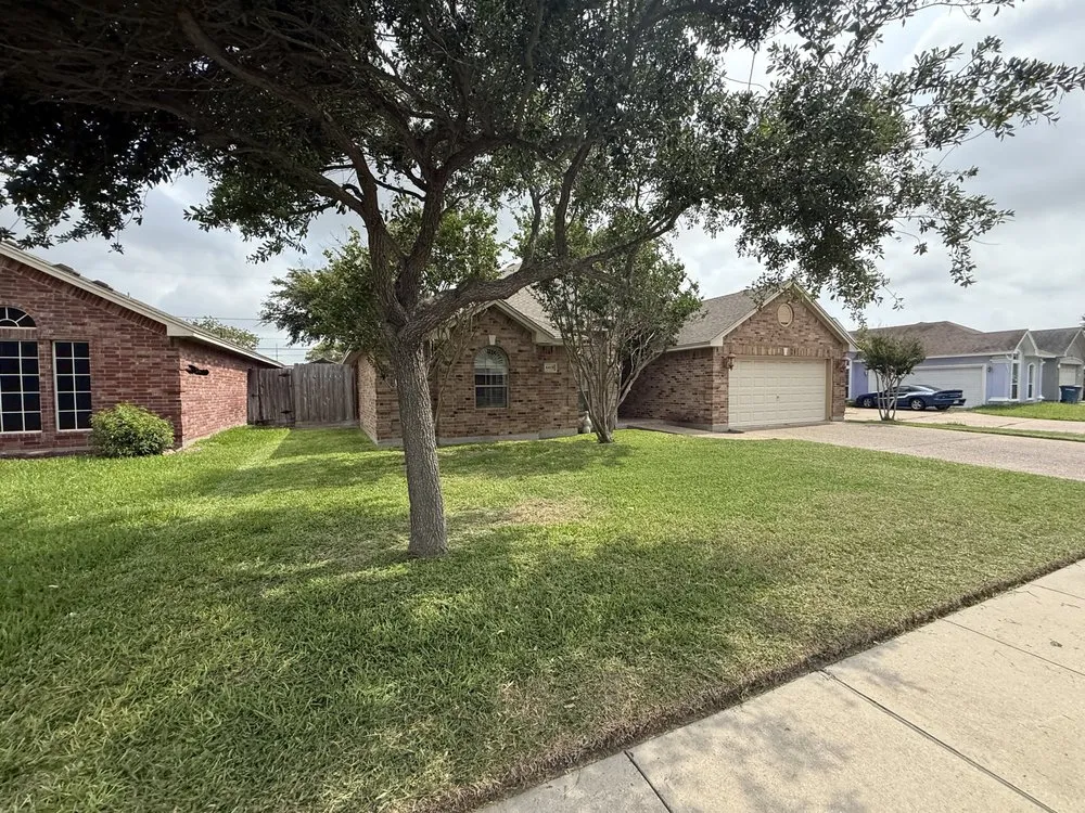 Professional landscape installation in Corpus Christi, TX - Street Cutterz