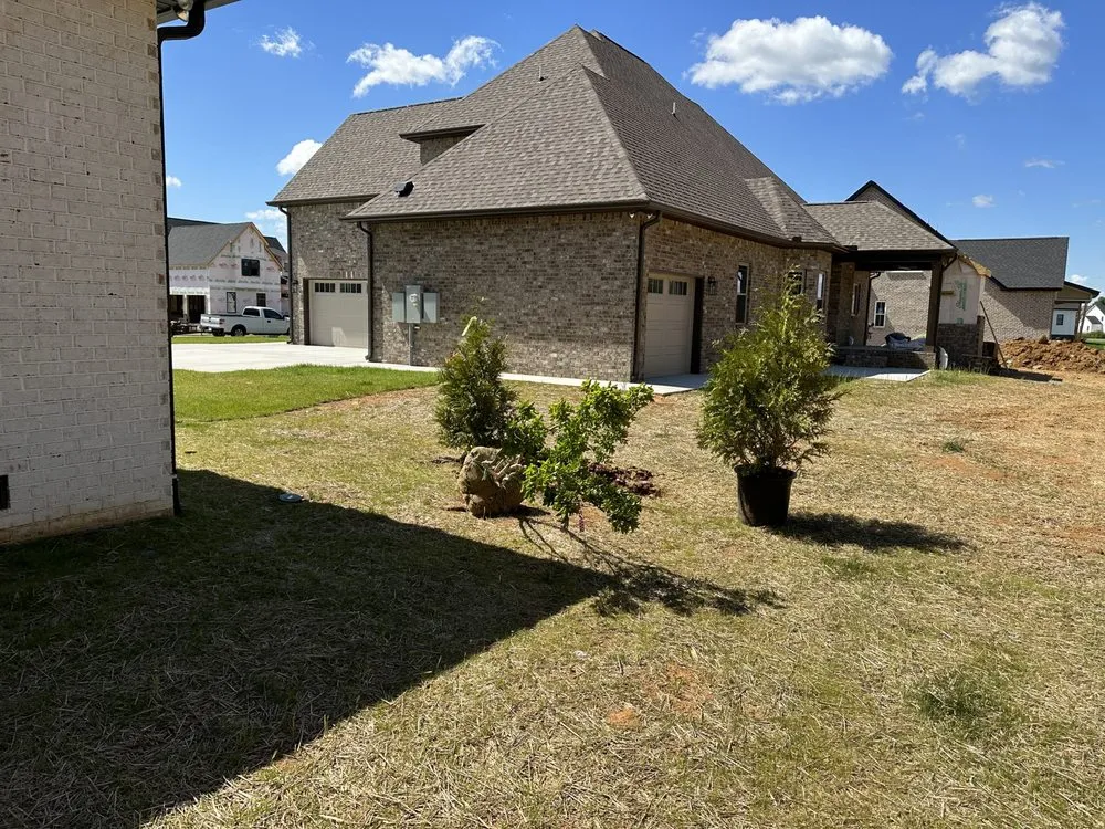 Professional yard maintenance experts serving Murfreesboro, TN - Streets Landscaping