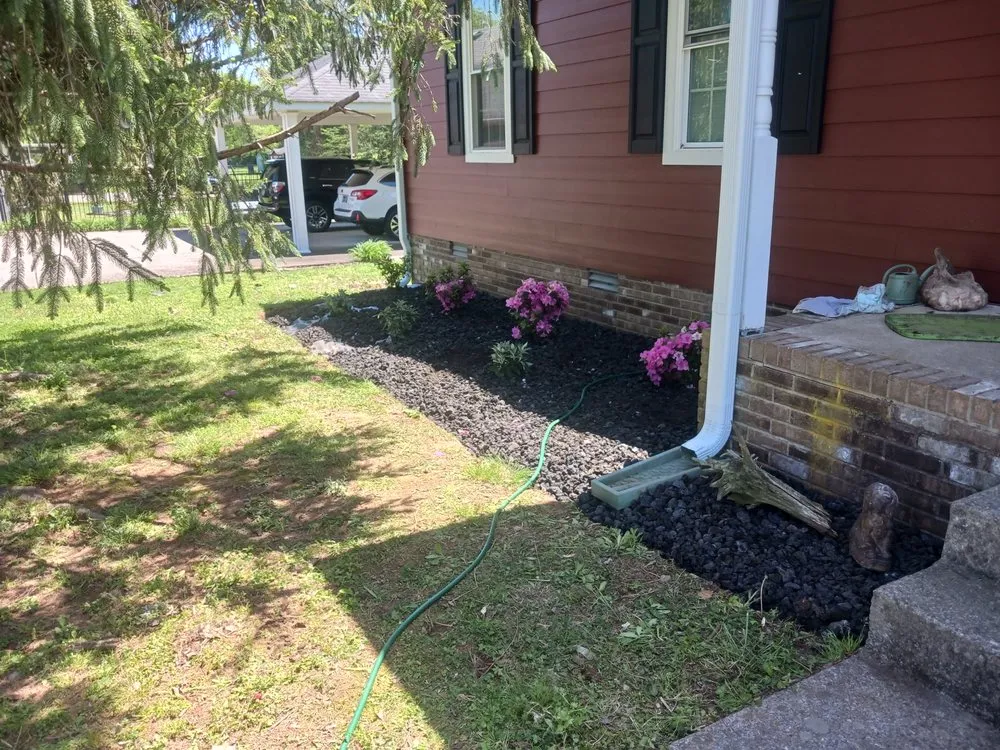 Affordable lawn care service for residential properties across Murfreesboro, TN - Streets Landscaping